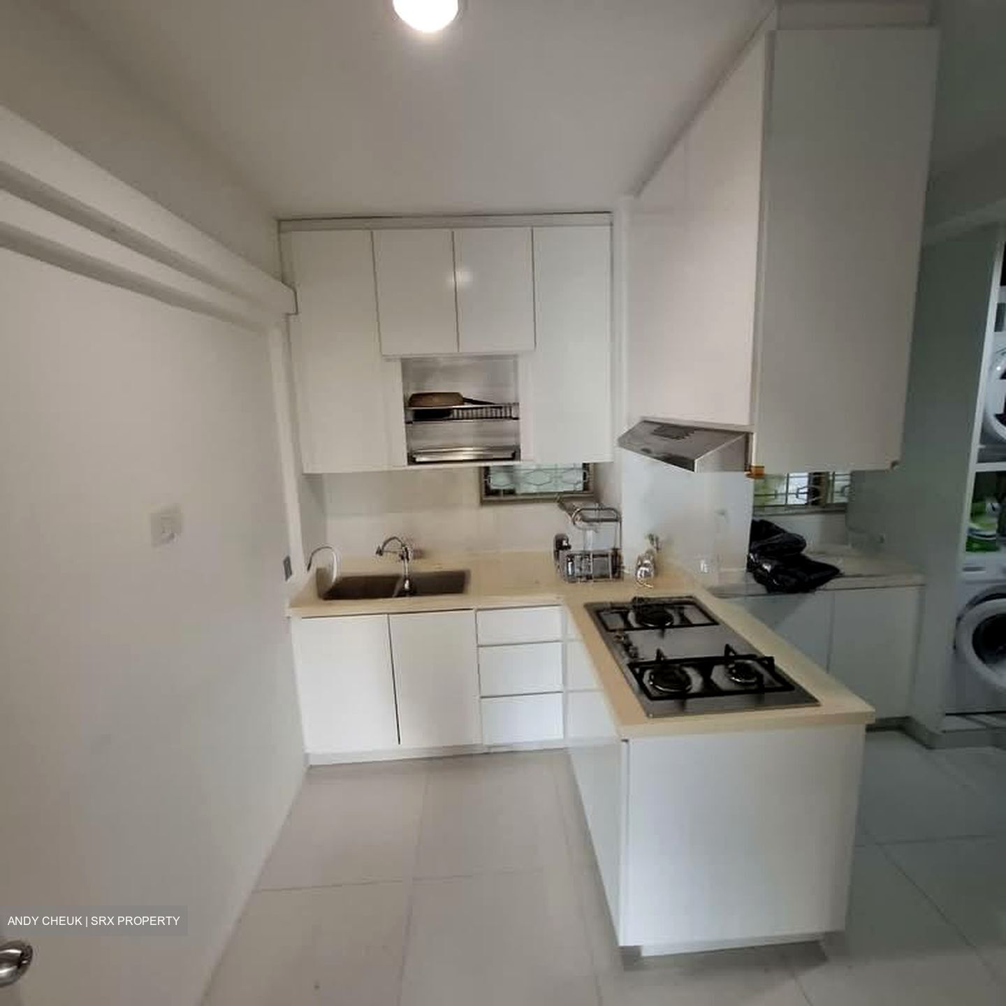 Hollywood Apartments (D9), Apartment #533498631